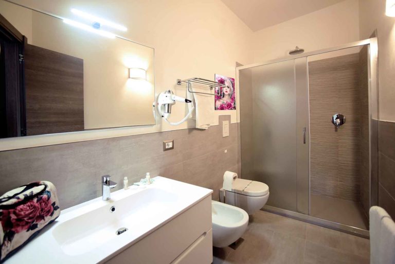 BAGNO YOUNG ROOM